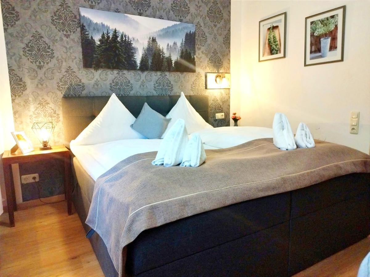 Stadthotel Deggendorf Bagian luar foto