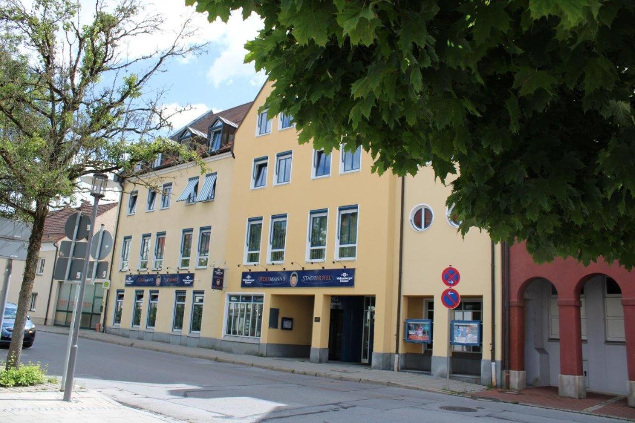 Stadthotel Deggendorf Bagian luar foto